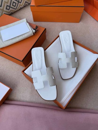 Replica Hermes Oran sandal Women in Blanc - Image 9
