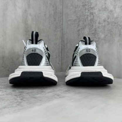 REPLICA BALENCIAGA MEN'S 3XL GRADIENT SNEAKER IN BLACK/GREY/WHITE - Image 3
