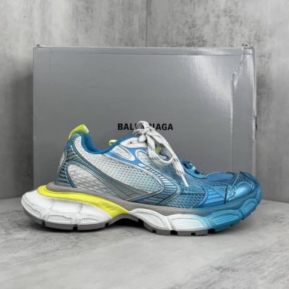 REPLICA BALENCIAGA MEN'S 3XL TOE SPRAY SNEAKER IN WHITE/BLUE/YELLOW - Image 6