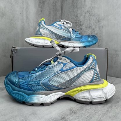 REPLICA BALENCIAGA MEN'S 3XL TOE SPRAY SNEAKER IN WHITE/BLUE/YELLOW - Image 3