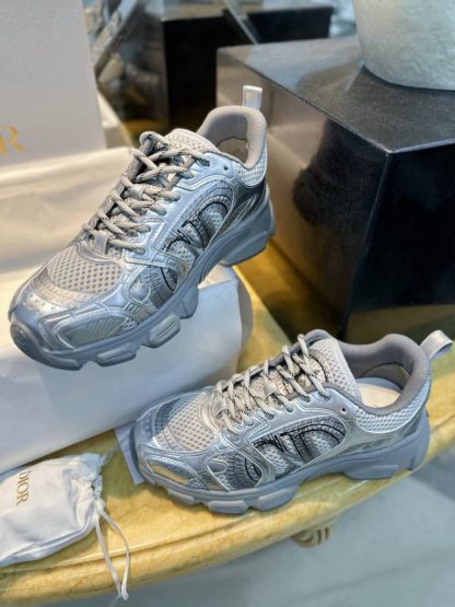 Replica Dior Chrono Sneaker Gray Mesh with Silver-Tone Laminated Leather-Effect Panels - Image 2