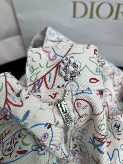 Replica Chanel Denim Cruise Fish Pattern Pants 2025 - Image 7