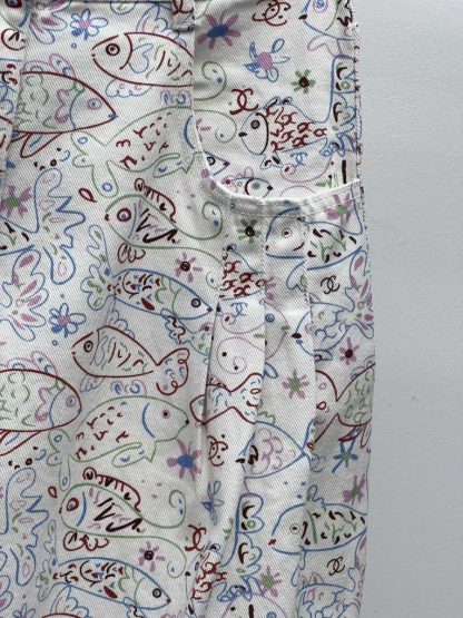 Replica Chanel Denim Cruise Fish Pattern Pants 2025 - Image 4
