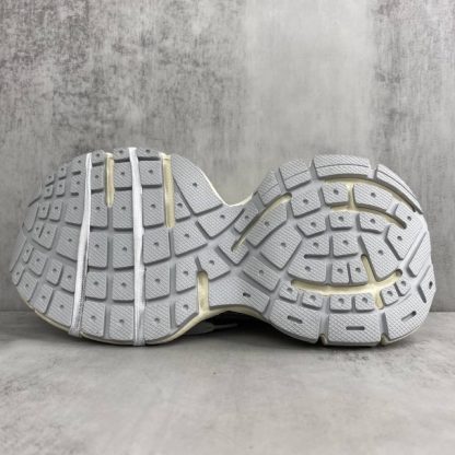 REPLICA BALENCIAGA MEN'S 3XL GRADIENT SNEAKER IN YELLOW/OFF WHITE/GREY - Image 9