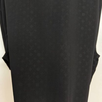 Replica Louis Vuitton Mini Monogram Silk-Cotton Blend Short-Sleeved Shirt 1AHCOU - Image 2