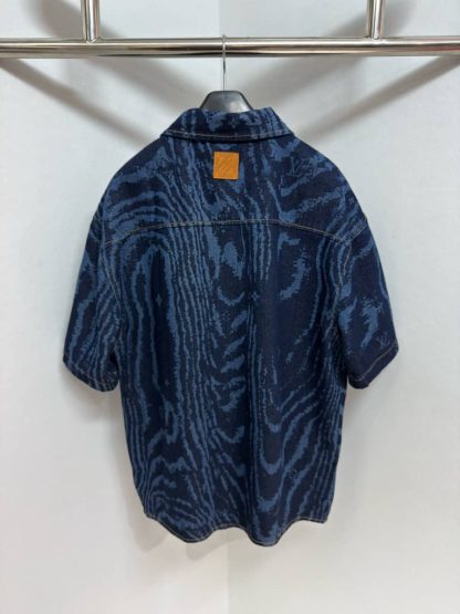 Replica Louis Vuitton Short-Sleeved Denim Shirt 1AHVVK - Image 5