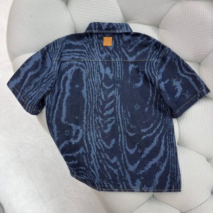 Replica Louis Vuitton Short-Sleeved Denim Shirt 1AHVVK - Image 6