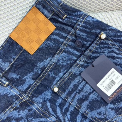 Replica Louis Vuitton Cuffed Denim Skate Pants 1AHVBG - Image 8