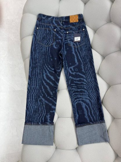 Replica Louis Vuitton Cuffed Denim Skate Pants 1AHVBG - Image 4