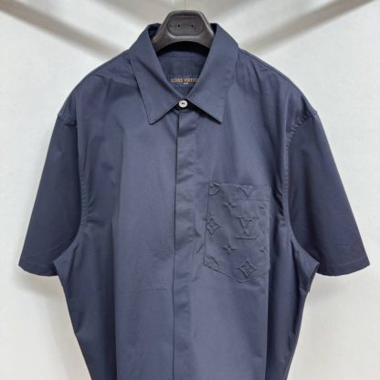 Replica Louis Vuitton Monogram Pocket Short-Sleeved Shirt 1AHVYF - Image 8