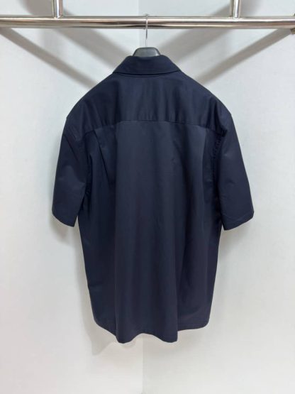 Replica Louis Vuitton Monogram Pocket Short-Sleeved Shirt 1AHVYF - Image 2