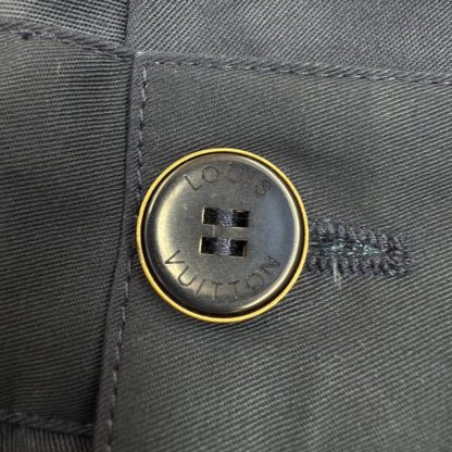 Replica Louis Vuitton Monogram Pocket Cargo Shorts 1AHVTI - Image 3