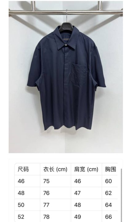 Replica Louis Vuitton Monogram Pocket Short-Sleeved Shirt 1AHVYF - Image 4