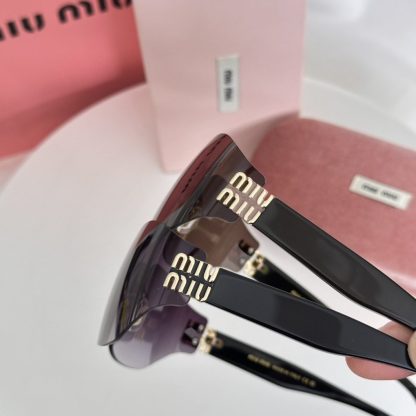 Replica Miu Miu Sunglass 2025SS High Qaulity 1:1 - Image 5