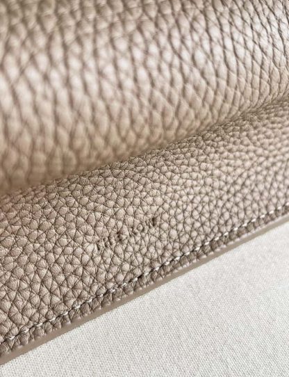 Replica The Row Soft Margaux 15 Bag in Leather Dark Taupe Togo - Image 7