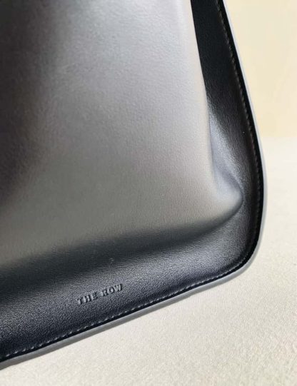Replica The Row Marlo 17 Bag in Leather Black - Image 4
